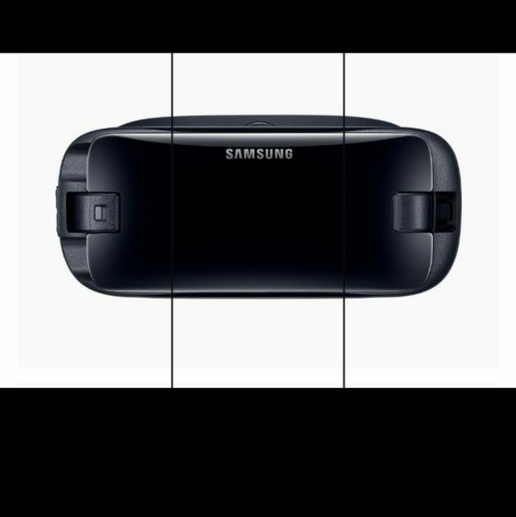 Samsung Gear VR with Controller! New with Box. Bought for $150. - Picture 7 of 13